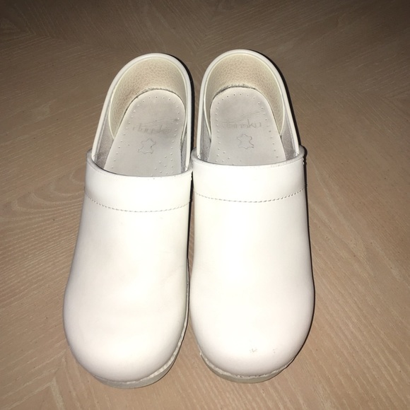 White DANSKO