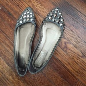 Grey jewel flats