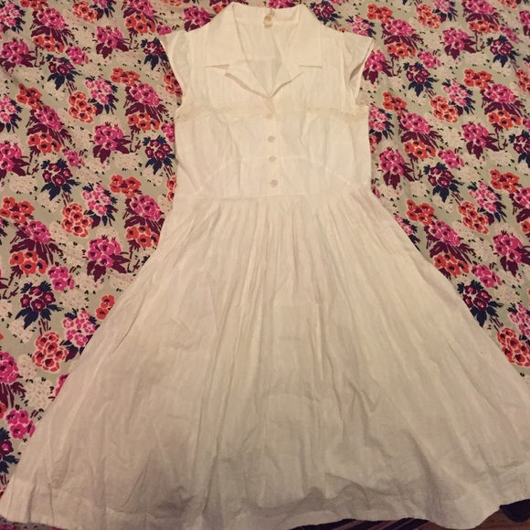 White summer dress by Anthropologie!