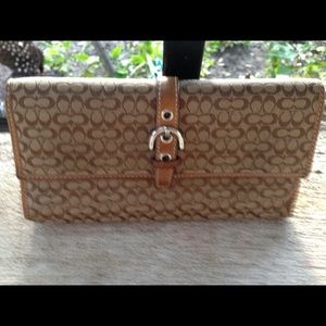 coach cloth wallet