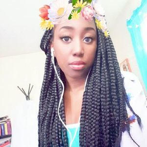 Meet your Posher, Christina