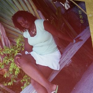 Meet your Posher, Beverly