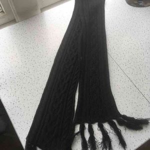 Woven, soft, black scarf, from Gap