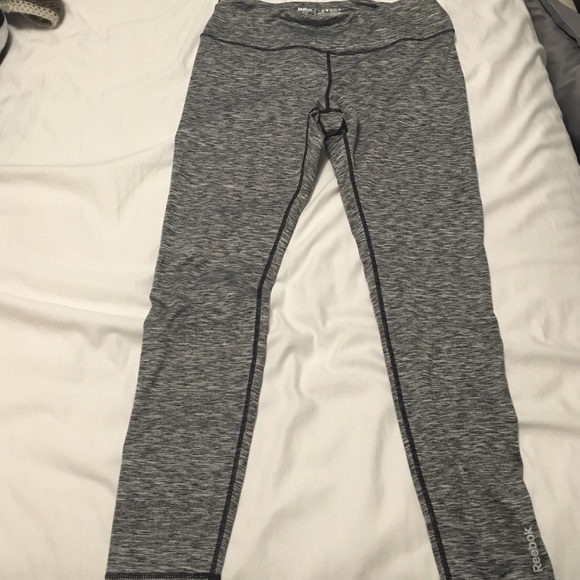 Reebok Excellent condt space grey pant lg