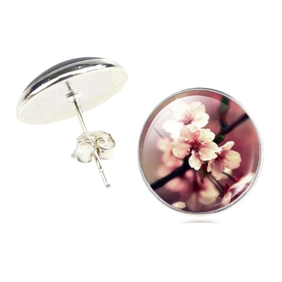 Vintage Silver Color Glass Cabochon earrings