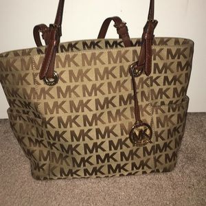 Michael Kors purse