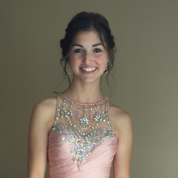 Meet your Posher, Taylor - Picture 1 of 1