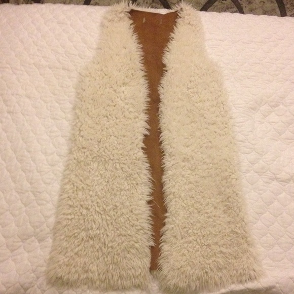 Long faux fur vest, reversible