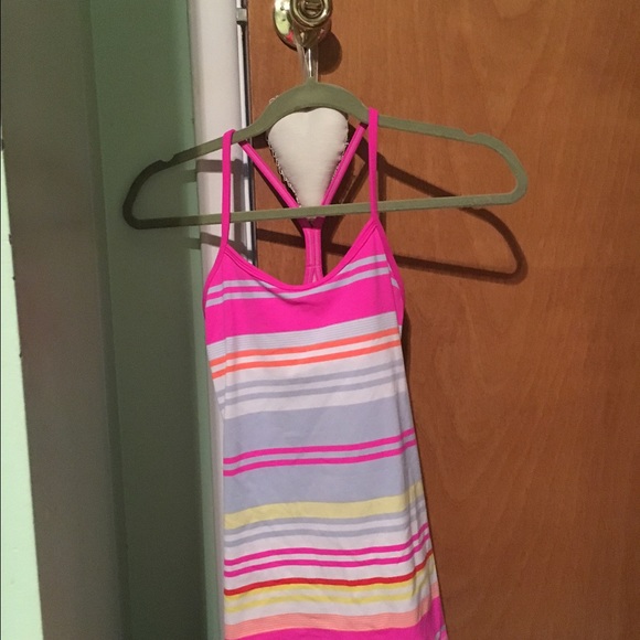 Lulu lemon work out shirt