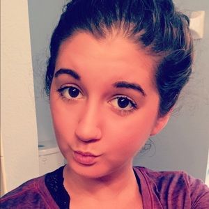 Meet your Posher, Tiffany