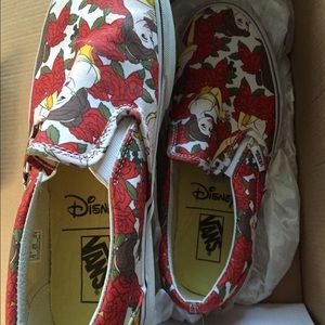 BNIB Disney Vans Belle Print Size 9.5