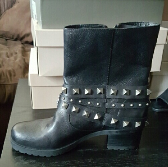 BCBG Boots