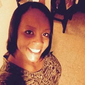 Meet your Posher, Deanna