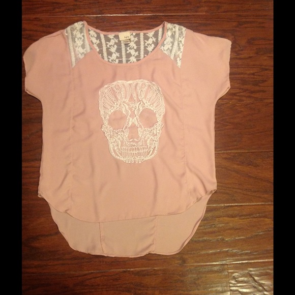 Daytrip skull top. Size S. - Picture 1 of 3