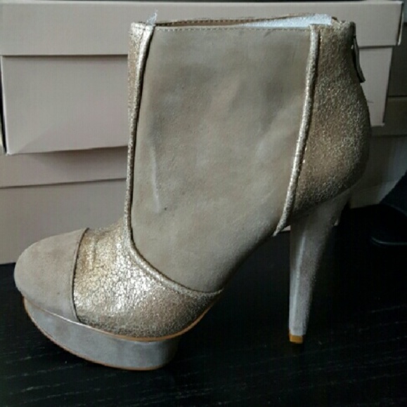BCBG Boots