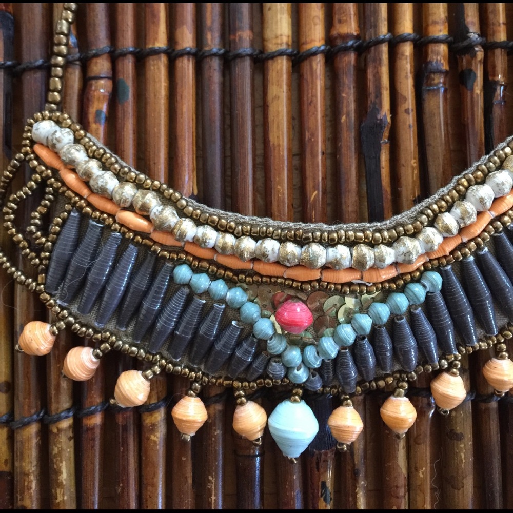 31 Bit | Collar Like Necklace | GOBI | Beads