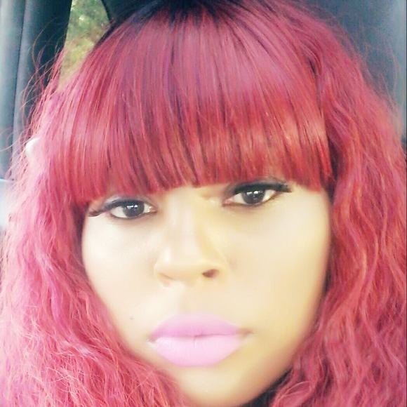 Meet your Posher, Shavona - Picture 1 of 1