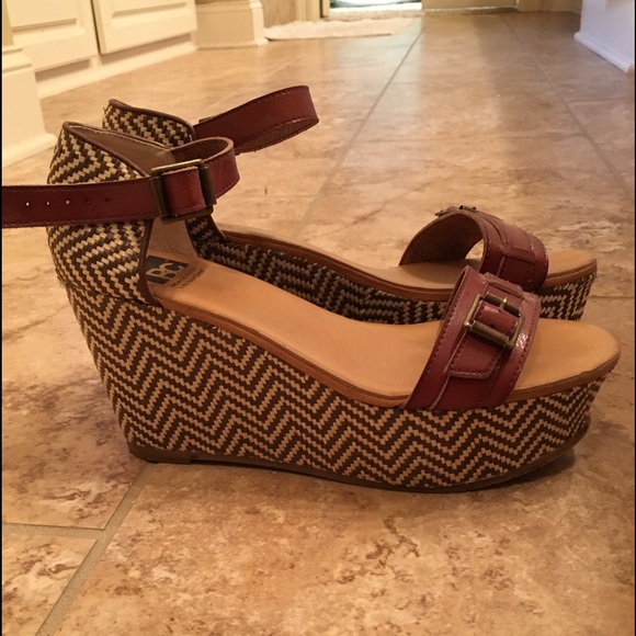 BC brown wedges