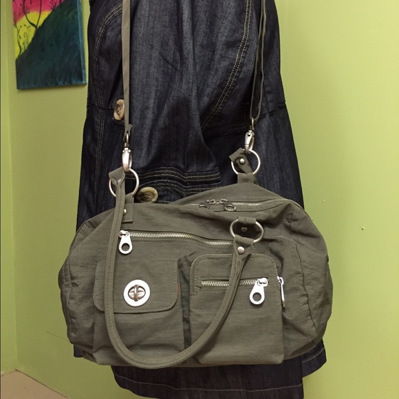 Bagallini purse
