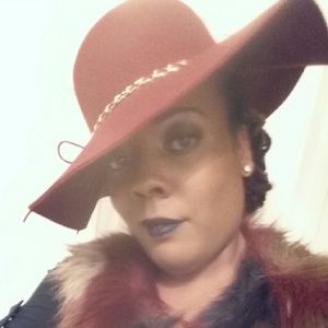 Meet your Posher, Bonita