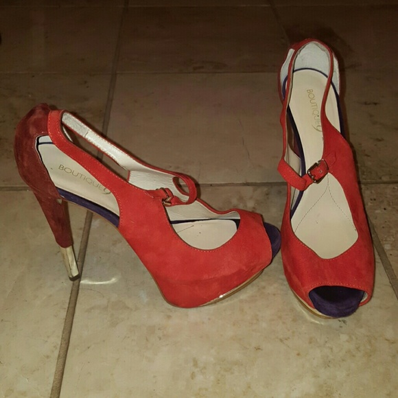 Boutique 9 suede heels