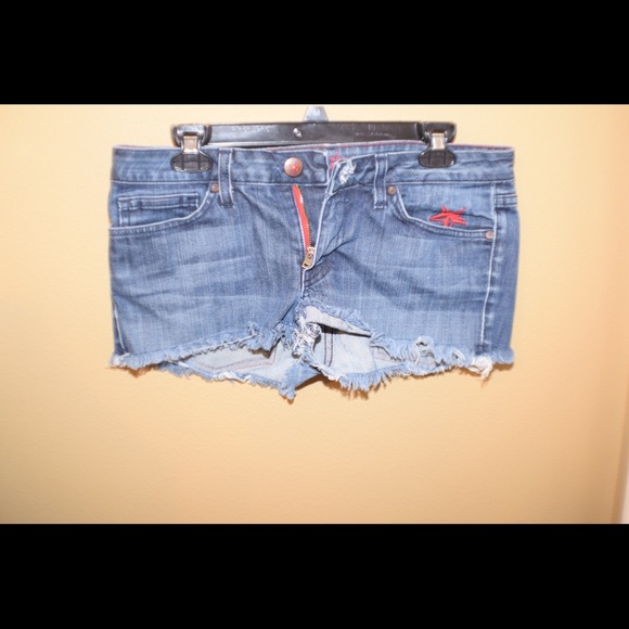 Super short denim cut offs!!
