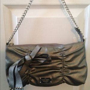 Nine West stud angel 2 pewter NWT