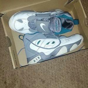 Nike Air Diamond Turf