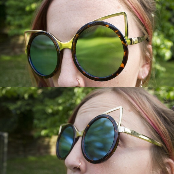 LAST 1! Cat Eye Cut Out Pointy Mirror Sunglasses - Picture 2 of 4