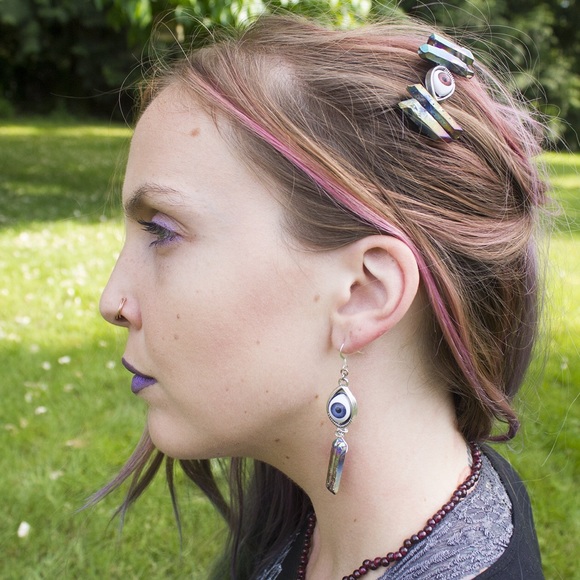 Rainbow Titanium Crystal Eye Barrettes (Pair)👁 - Picture 3 of 4