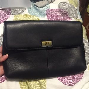 Black chic clutch.