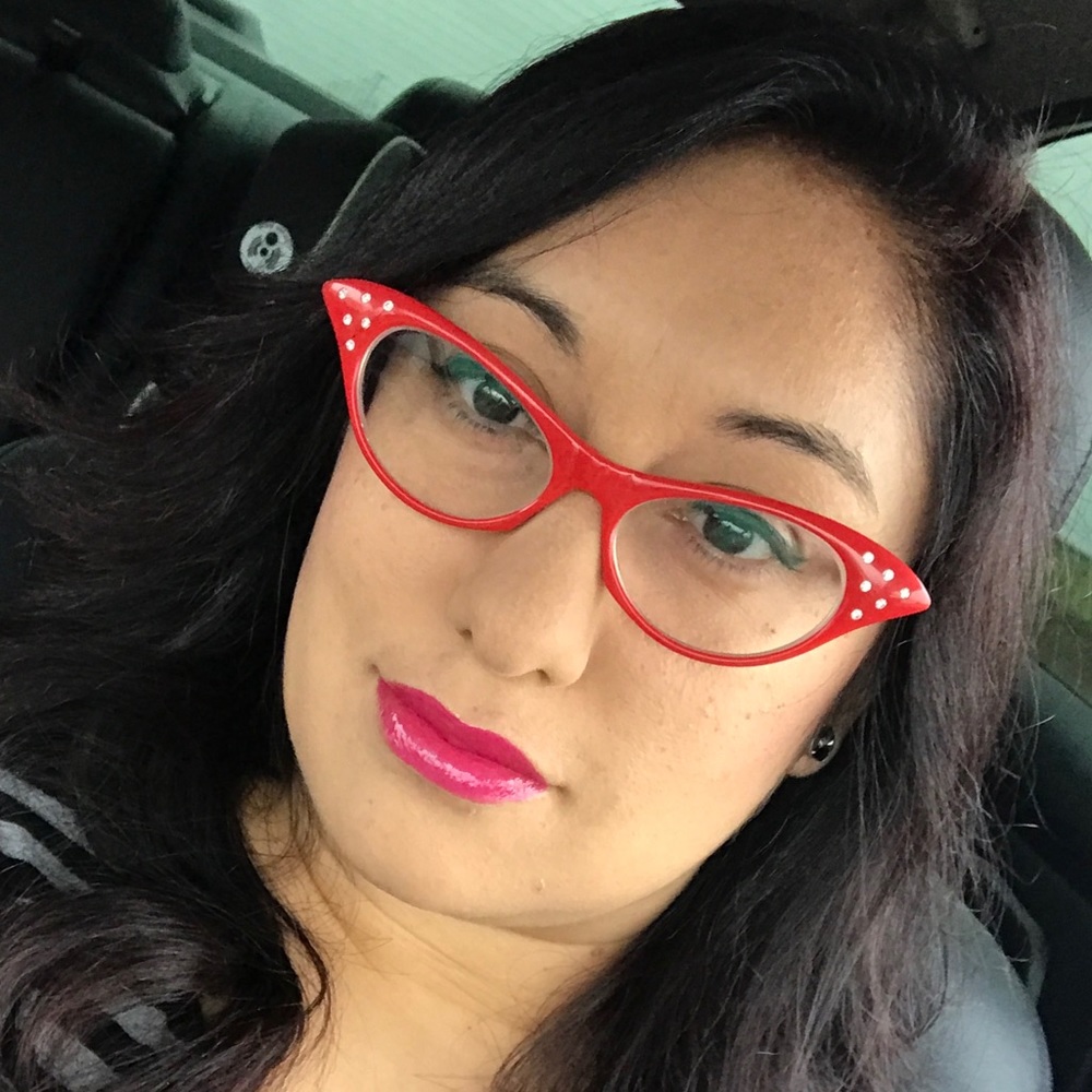 Meet your Posher, Mari