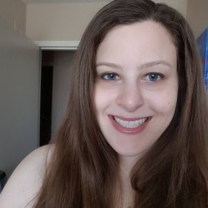 Meet your Posher, Liz