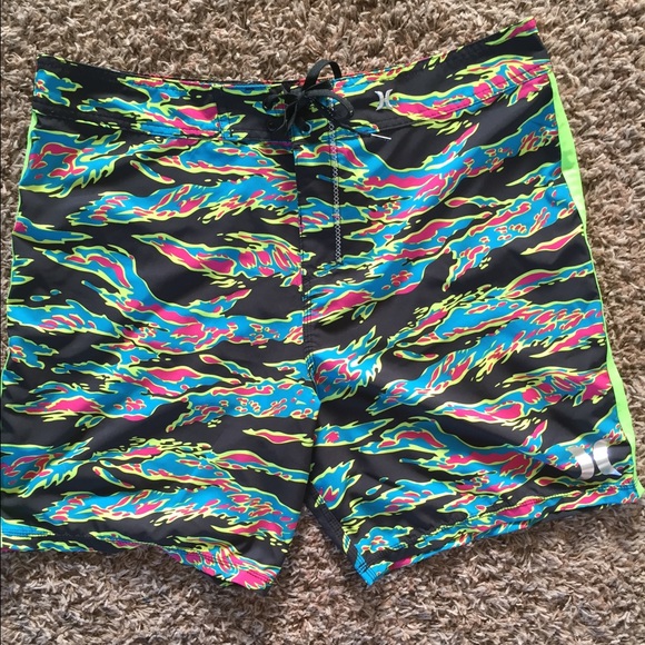 Men's board shorts