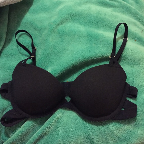 Gilly hicks bra