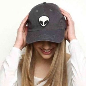 Brandy Melville Grey Alien Katherine Hat