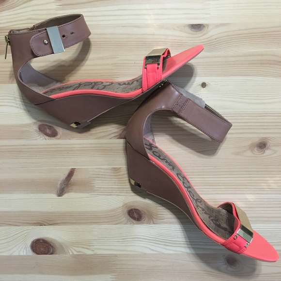 Like new, Sam Edelman Serena Wedge Sandal, 8.5 - Picture 4 of 4