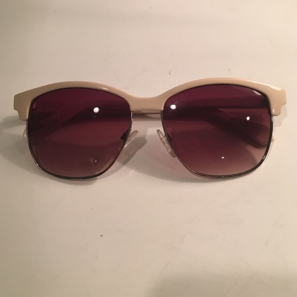 Kenneth Cole Reaction sunglasses