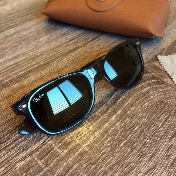 Ray-Ban New Wayfarer Tortoise Shell Sunglasses main image 4