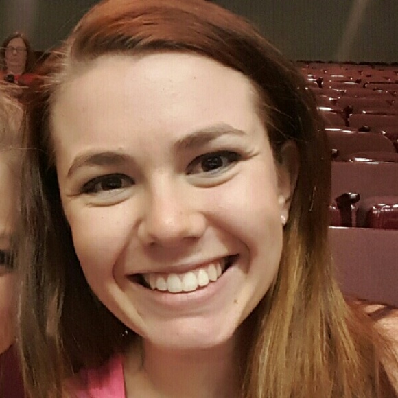 Meet your Posher, Stacy