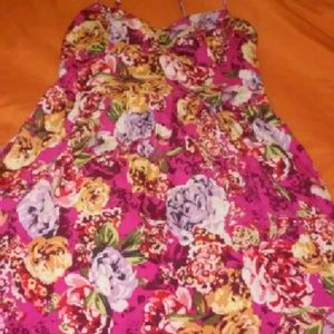 Short with pockets flower print summer dress