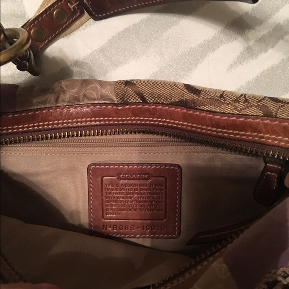 Authentic patchwork coach - Picture 2 of 3
