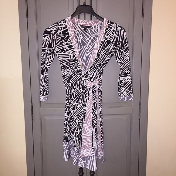 BCBGMaxAzria Stretch Jersey Naomi Wrap Dress - Picture 3 of 4