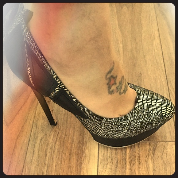 L.A.M.B Platform Pump