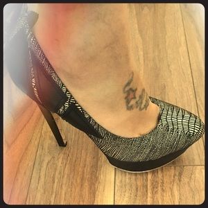 L.A.M.B Platform Pump