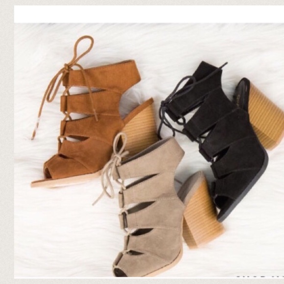 ✨HP✨BLACK Lace Up booties - Picture 2 of 3