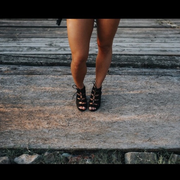 ✨HP✨BLACK Lace Up booties - Picture 3 of 3