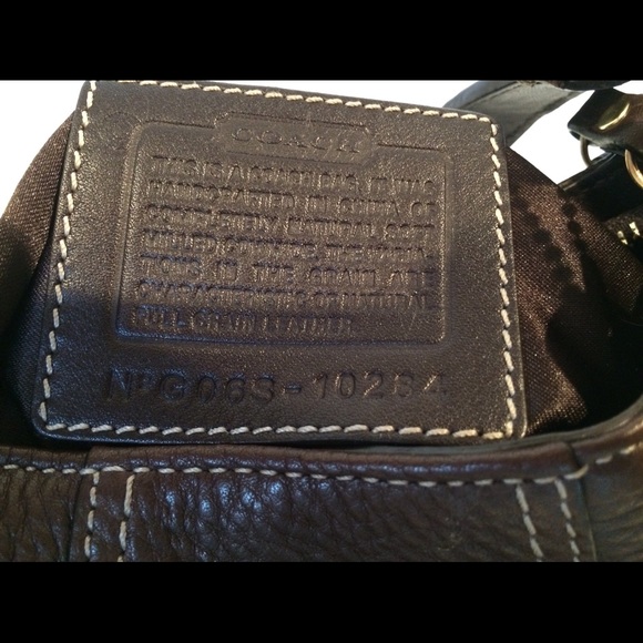 Coach Pebbled Leather Shoulder Bag NWOT - Picture 3 of 3