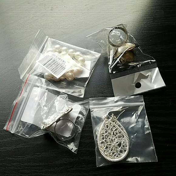 Jewelry bundle - Picture 2 of 2