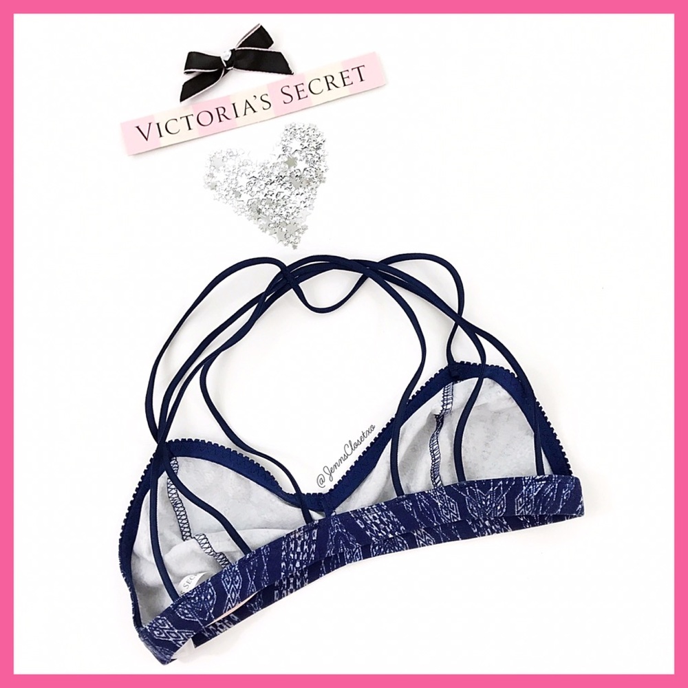 🎉HP•Victoria’s Secret• Strappy back bralette - Picture 2 of 3